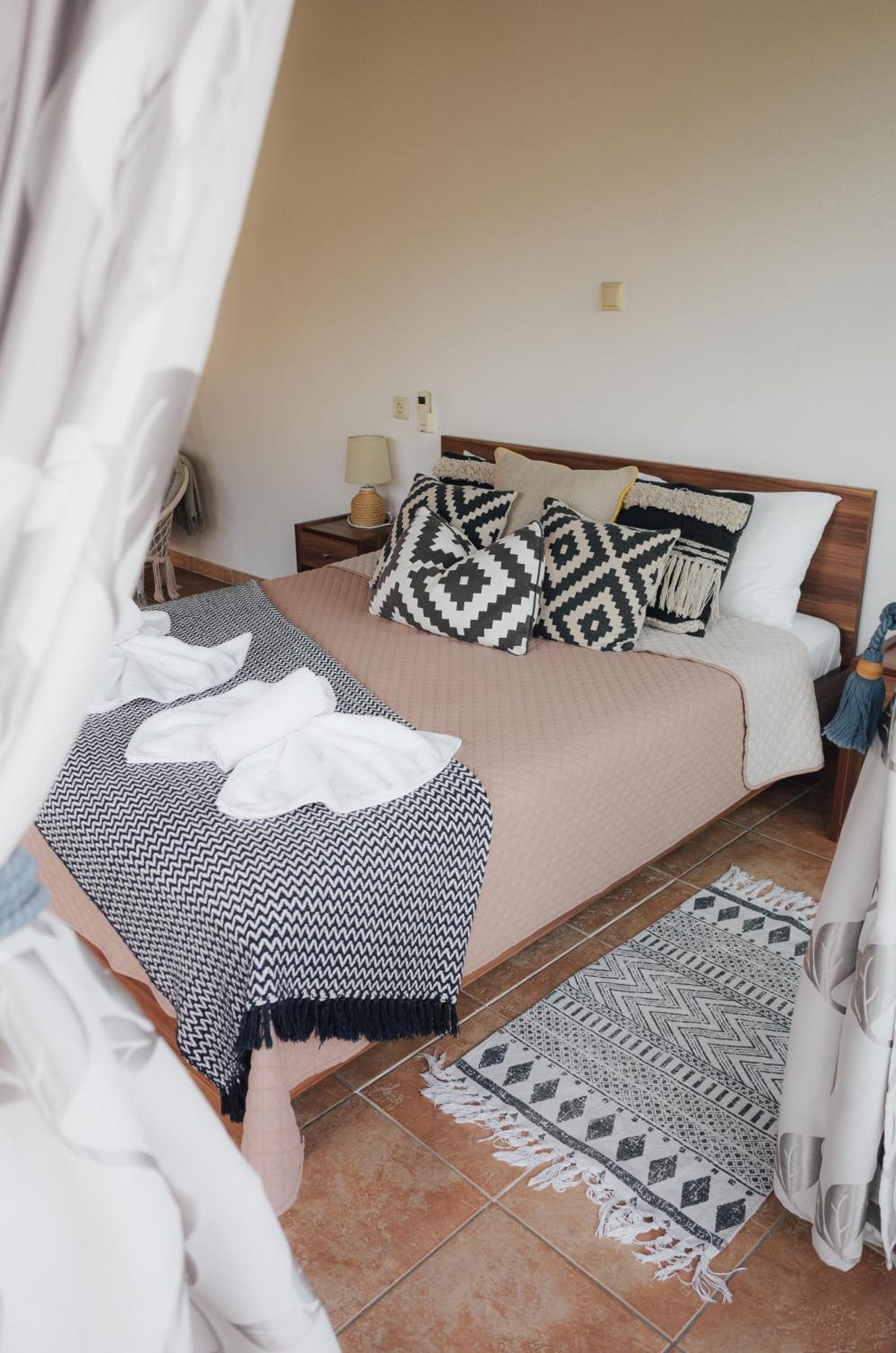 Lefteris Rooms Kambos  Exterior photo
