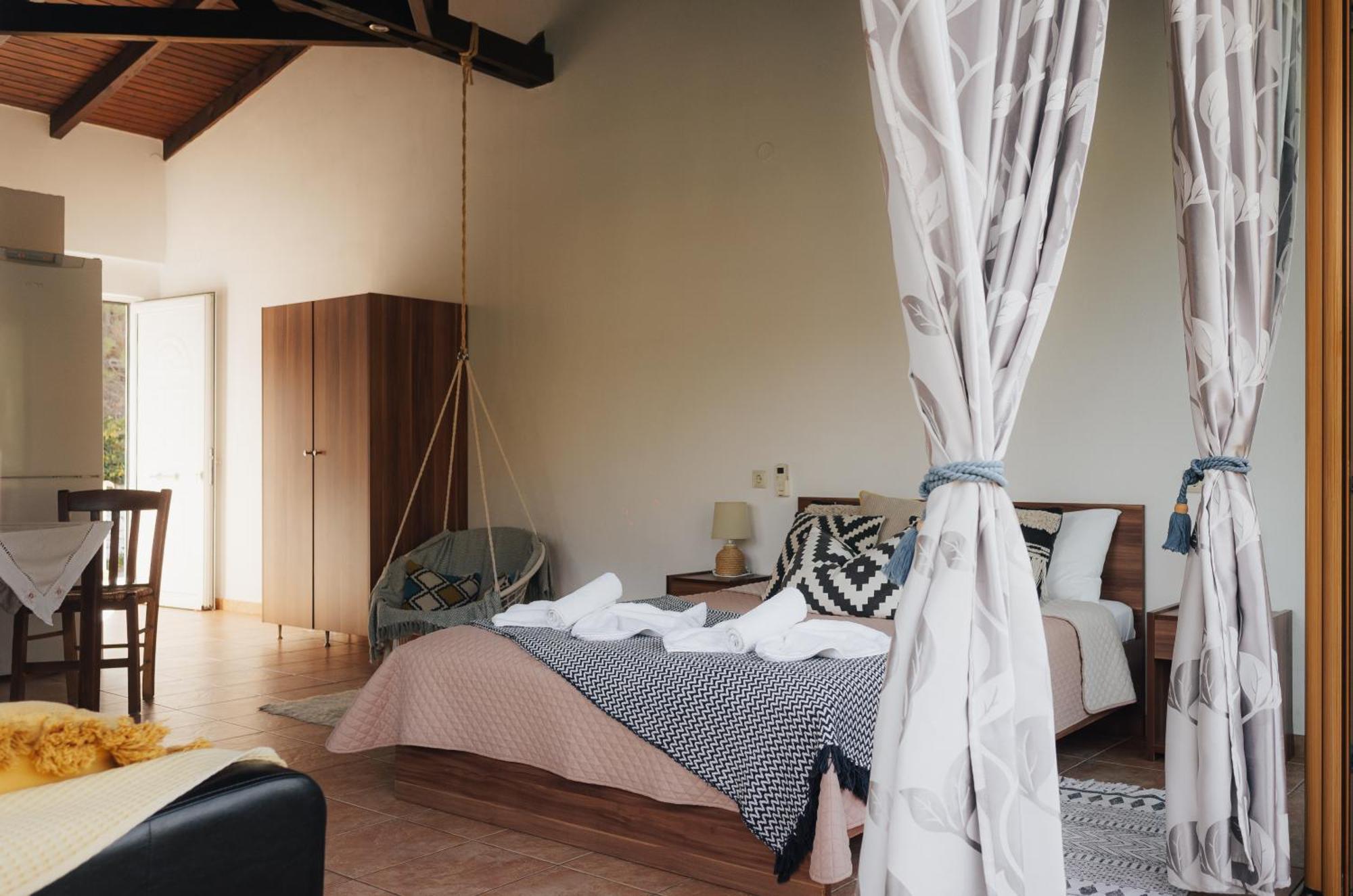 Lefteris Rooms Kambos  Exterior photo